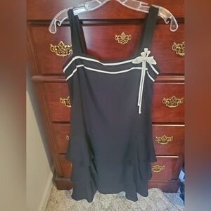 Loft Elegant Black Sleeveless dress with White Trim. Size 4. Excellent condition